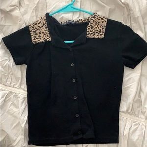 BRANDY MELVILLE cheetah collar top
